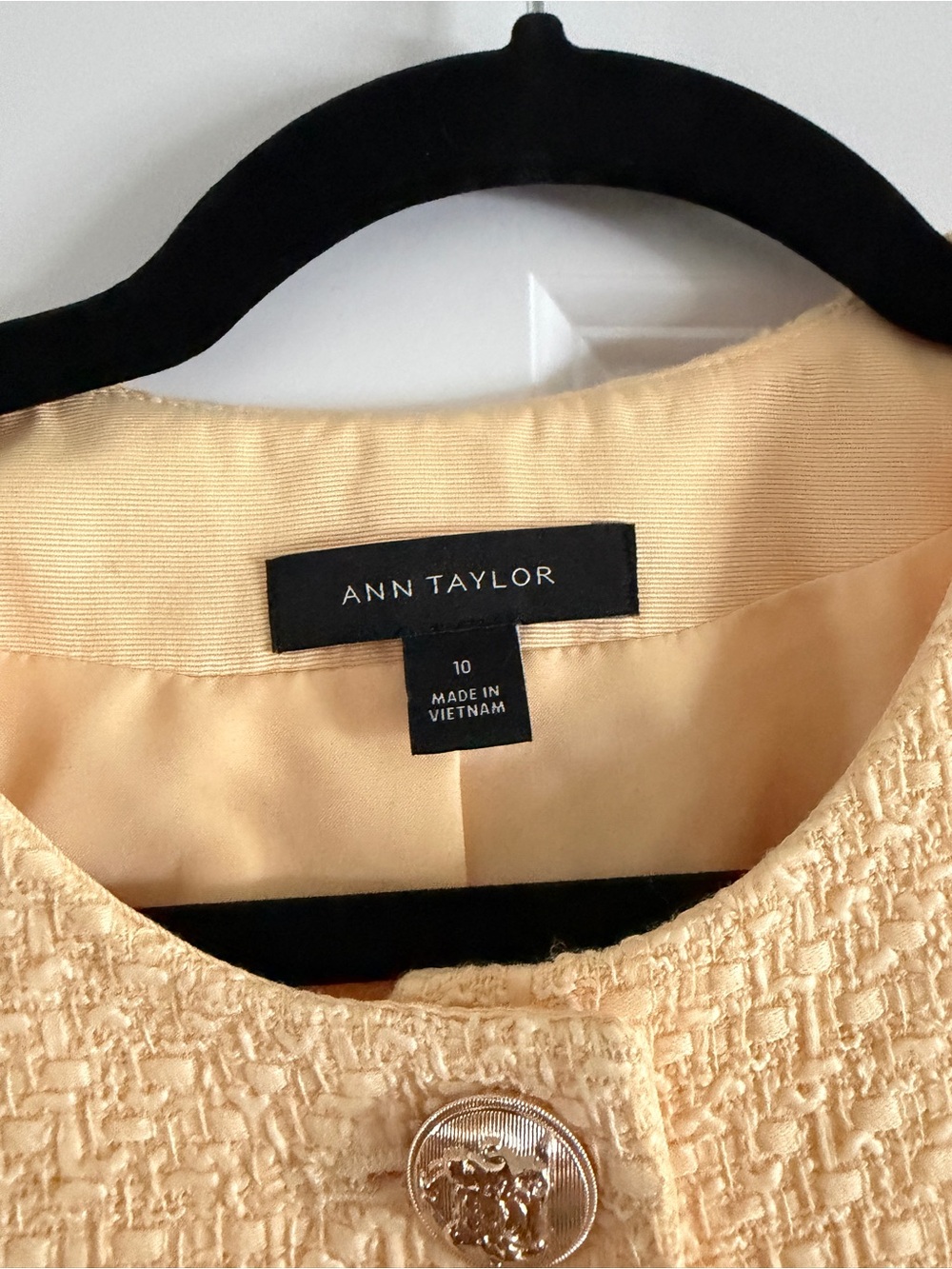 Ann Taylor Short Sleeve Bouclé Jacket in Pale Yellow - Picture 2 of 2